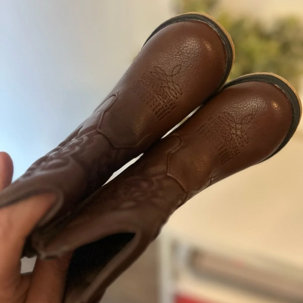 Cat & jack western zip boots almond toe